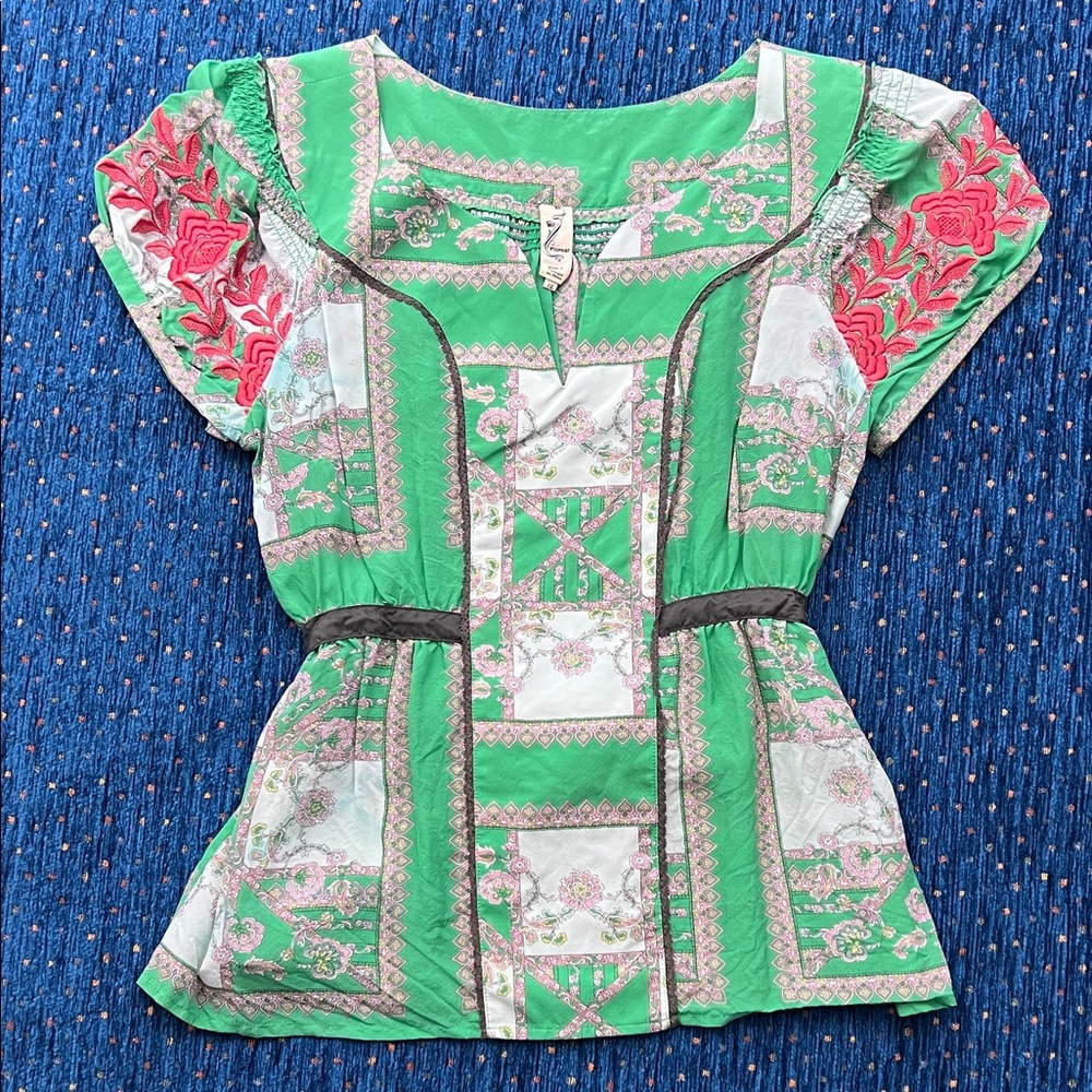 Anthropologie brand Floreat 100% silk Green and Pink Embroidered Blouse